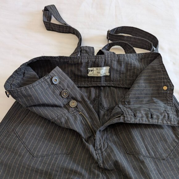 Free People Size 2 Pinstriped Suspender/Overall Pants Black(ish) - Picture 14 of 16
